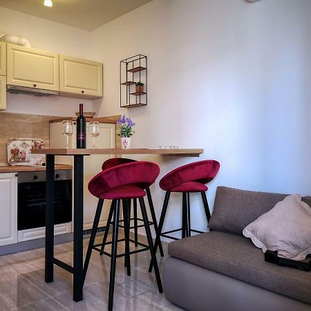 Apartman Ante Sukosan Bagian luar foto