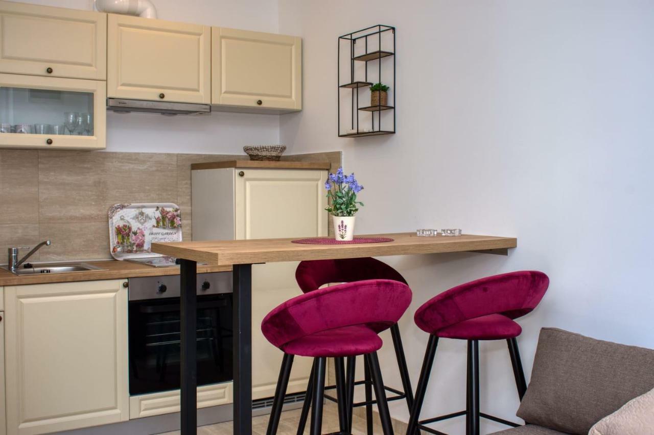 Apartman Ante Sukosan Bagian luar foto