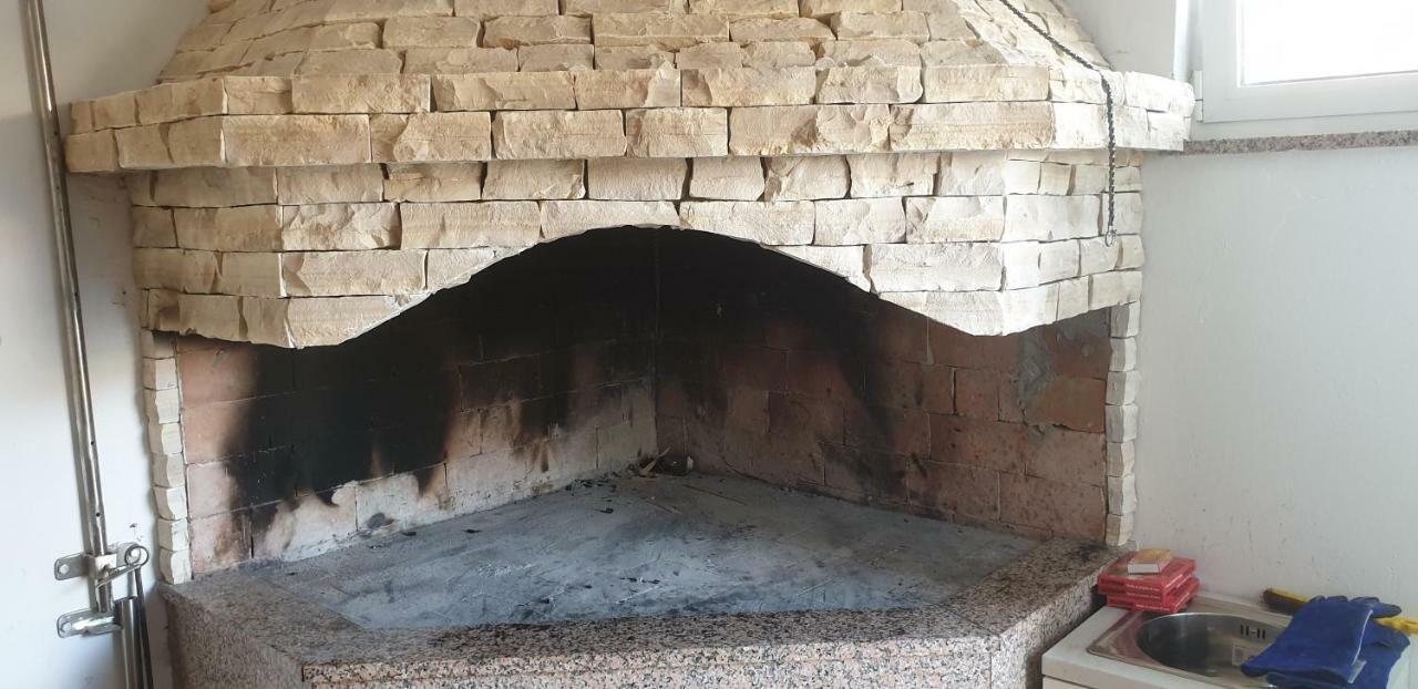 Apartman Ante Sukosan Bagian luar foto